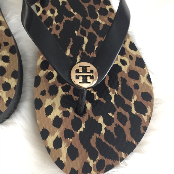 {Tory Burch} Leopard Flip-flops - Picture 2 of 3